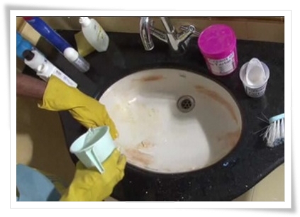 Bathroom sink molds stains